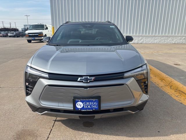 Used 2025 Chevrolet Blazer EV LT with VIN 3GNKDGRJ9SS217616 for sale in Norwalk, IA