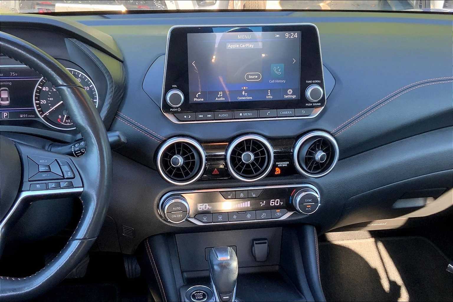 2022 Nissan Sentra SR photo 6