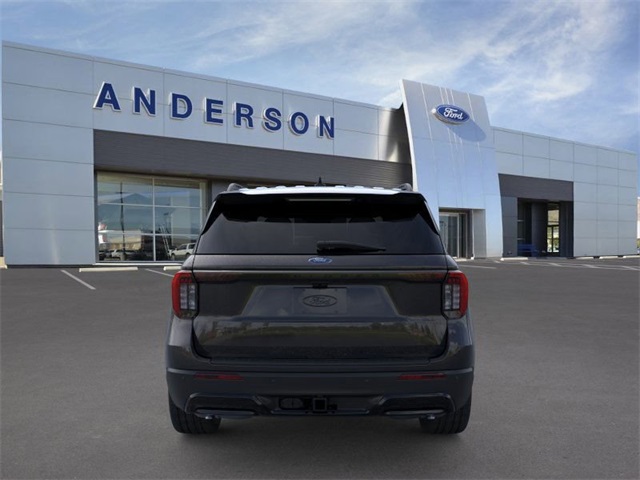 2026 Ford Explorer ST-Line photo 2