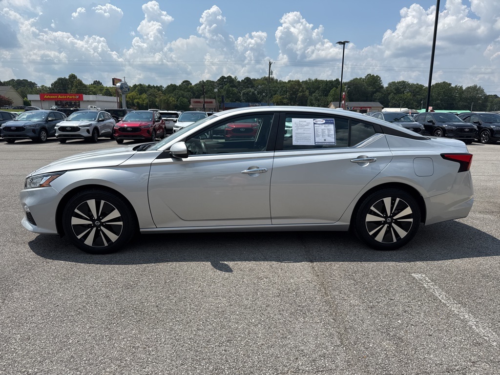 2022 Nissan Altima 2.5 SV photo 4