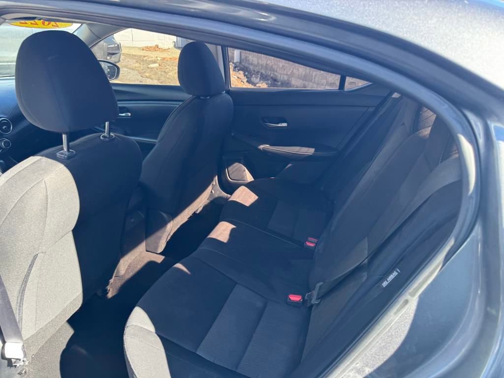 2022 Nissan Sentra SV photo 10
