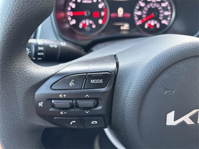 2023 Kia Rio S photo 17