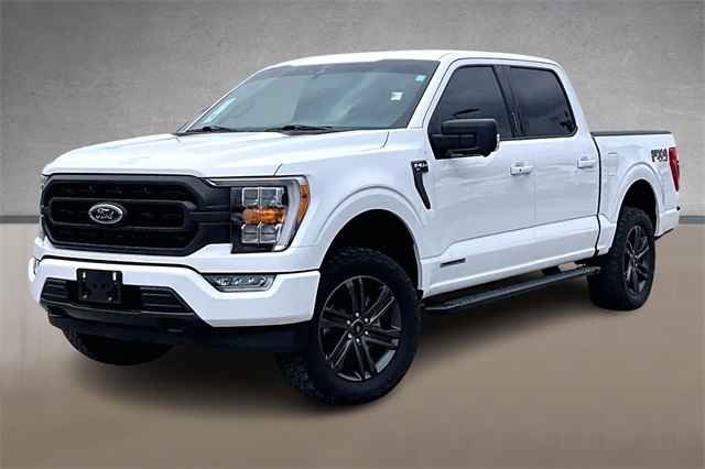 2021 Ford F-150 XLT's photo
