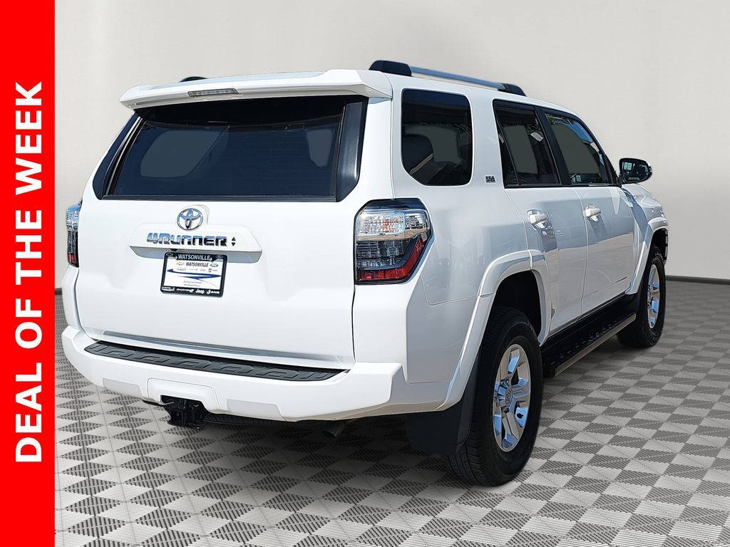 2024 Toyota 4Runner SR5 Premium photo 3