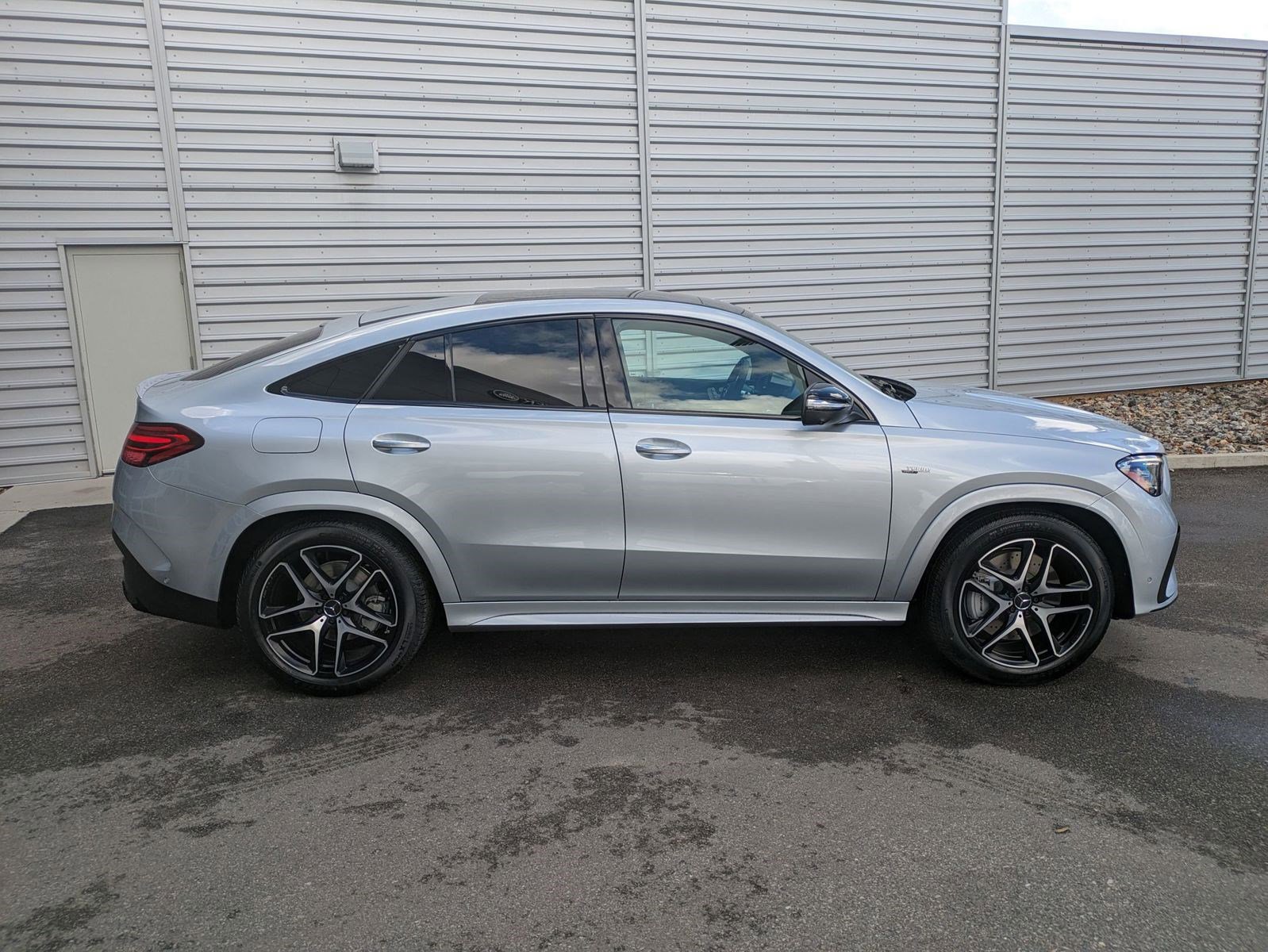 2025 Mercedes Benz GLE AMG 53 4MATIC Coupe photo 2