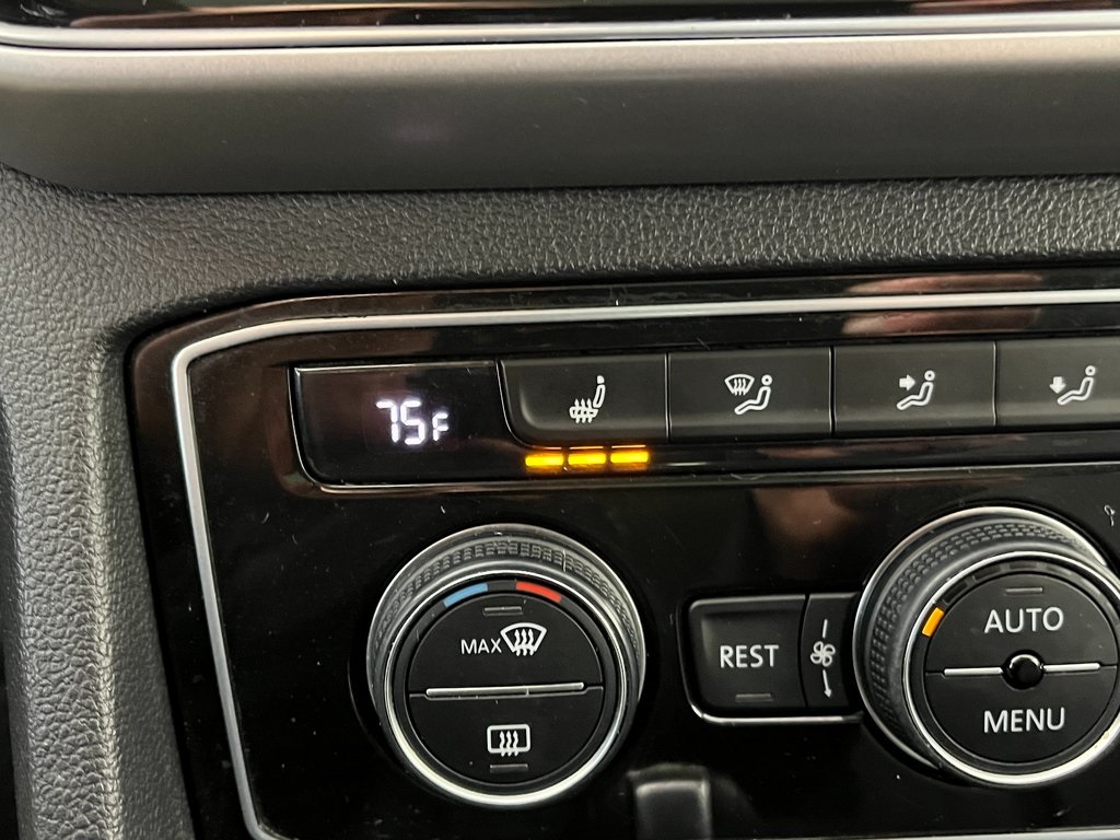 2018 Volkswagen Atlas SEL photo 4