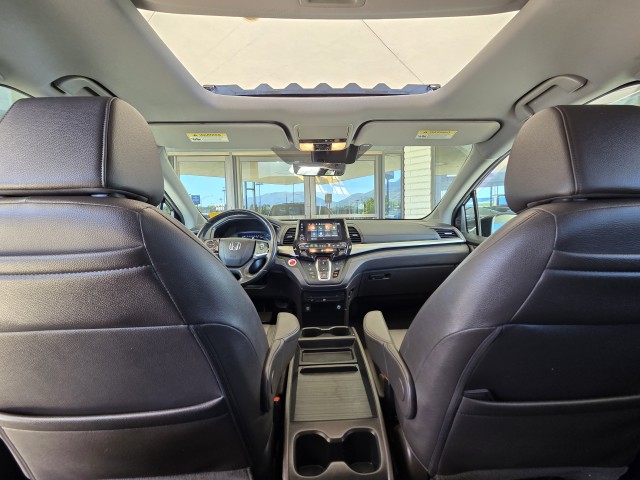 2019 Honda Odyssey Touring photo 16