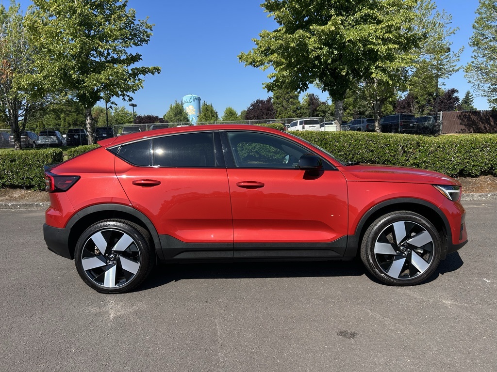 2023 Volvo C40 Recharge Ultimate photo 4
