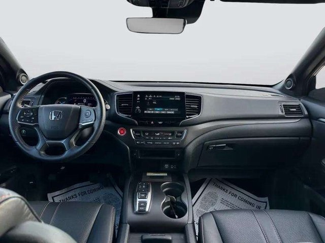 2022 Honda Pilot TrailSport photo 9