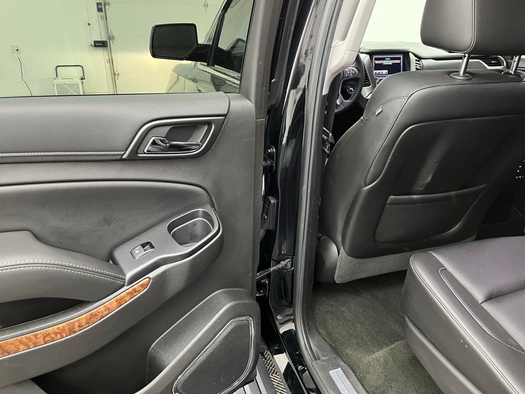 2016 Chevrolet Tahoe LTZ photo 39