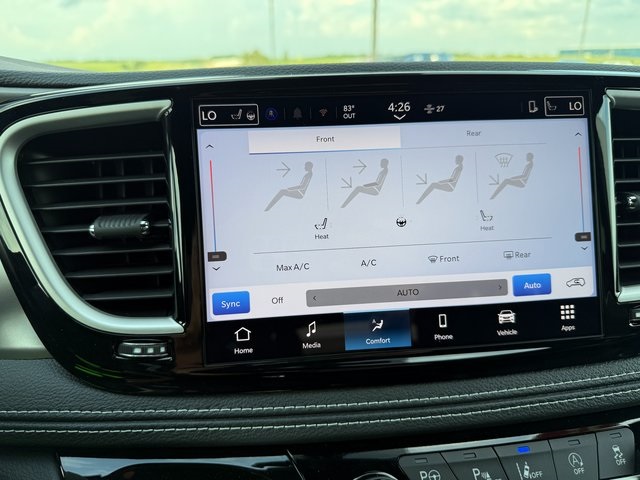 2025 Chrysler Pacifica photo 17