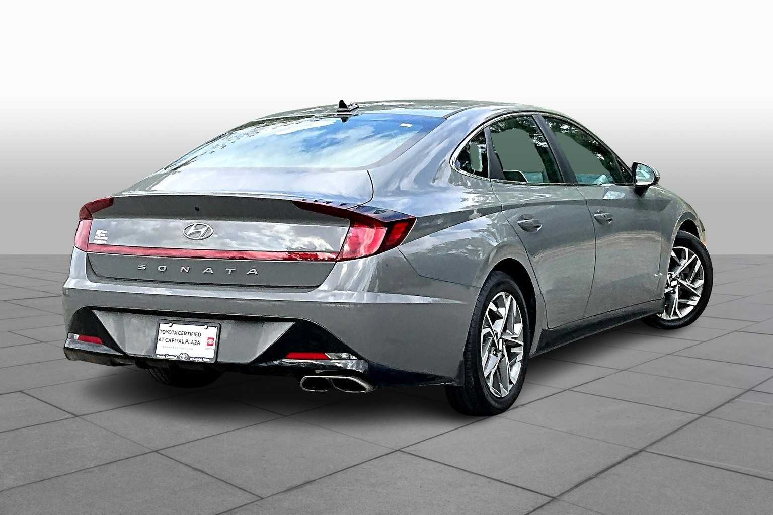 2022 Hyundai Sonata SEL photo 11