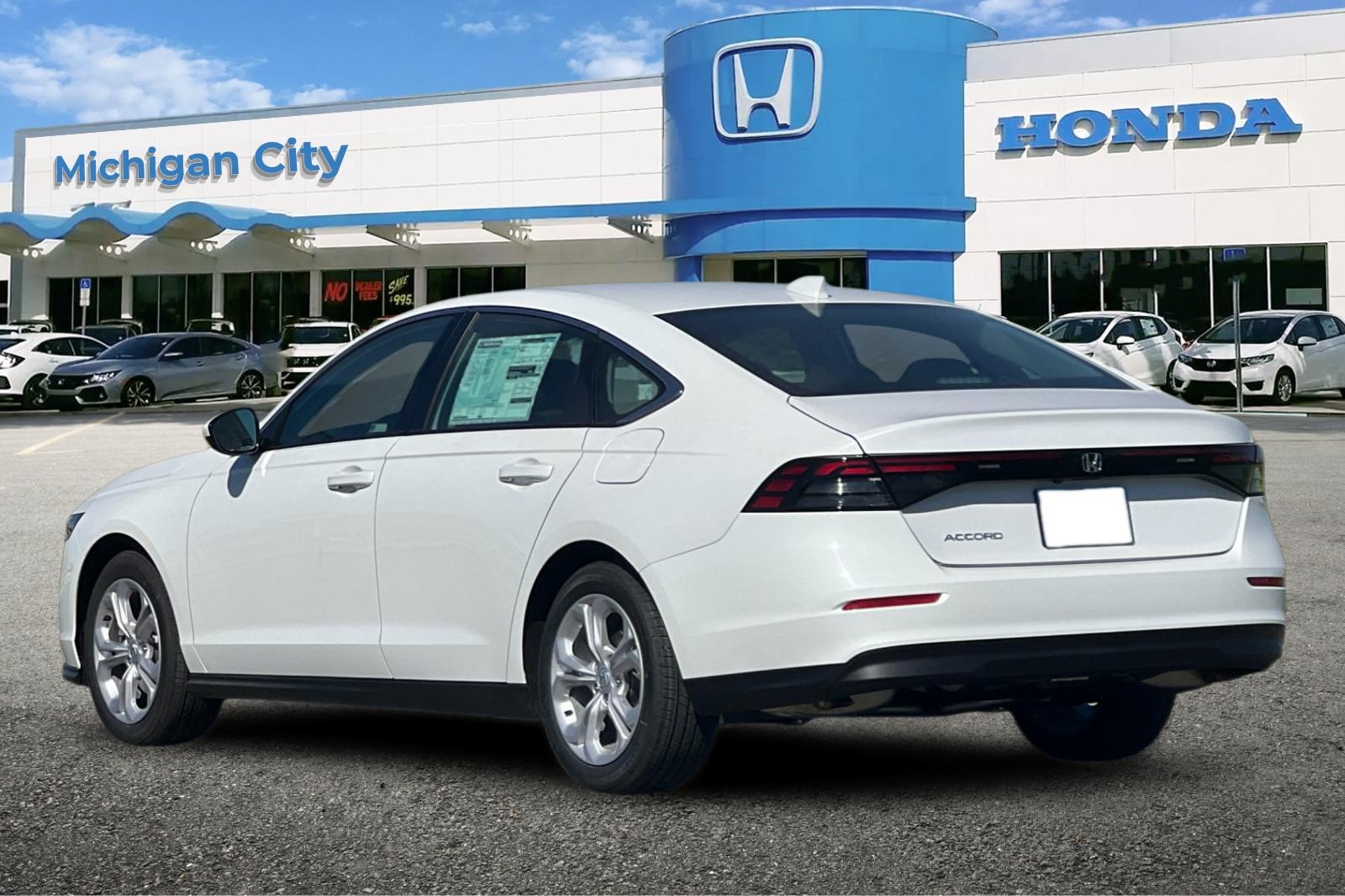 2025 Honda Accord LX photo 3