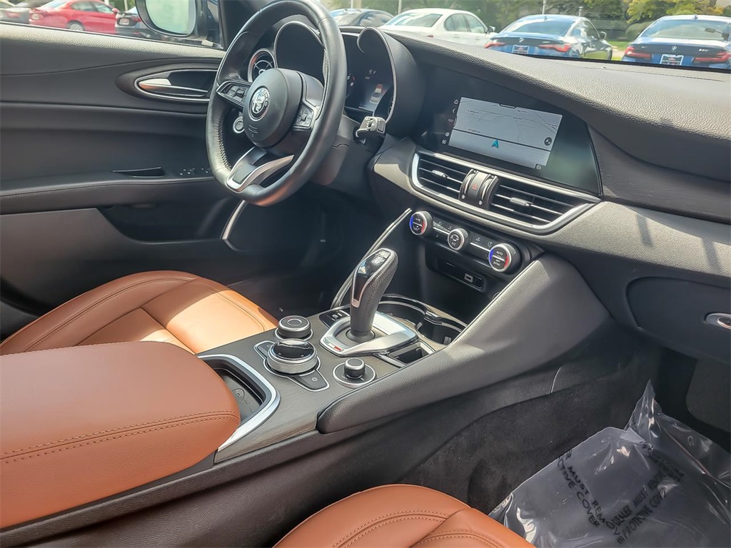 2023 Alfa Romeo Giulia Ti photo 21