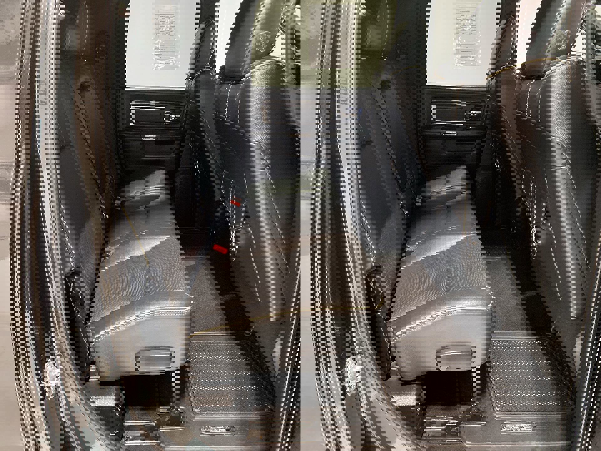 2018 Ram 3500 Limited photo 27