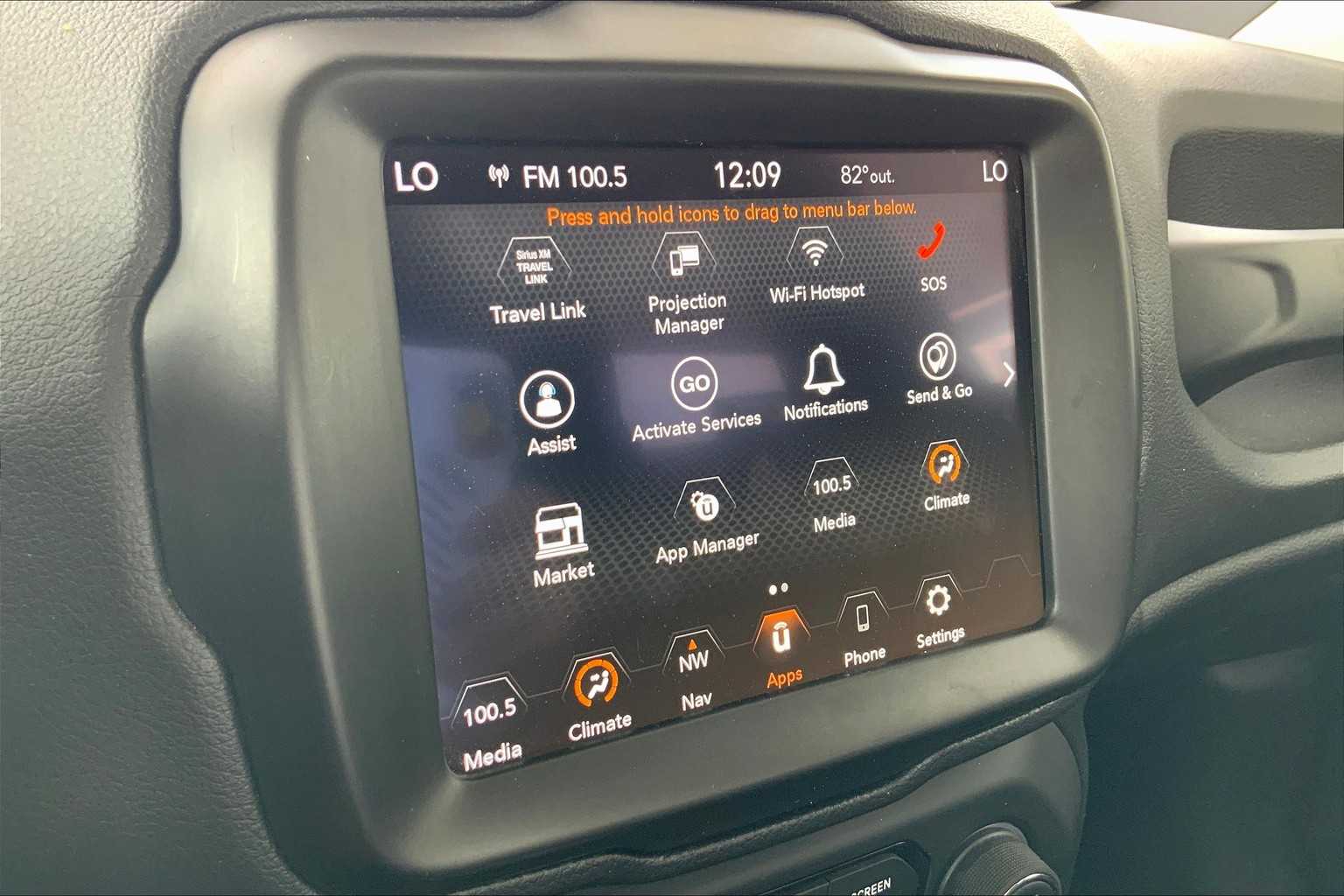 2022 Jeep Renegade Latitude photo 29