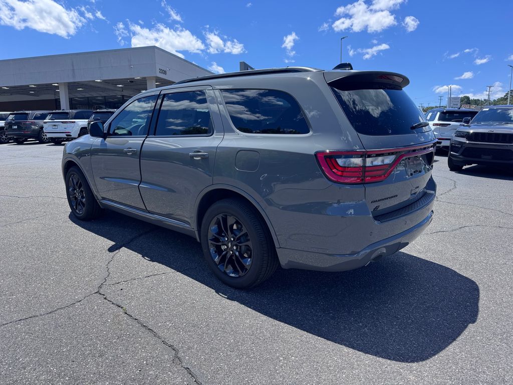 2025 Dodge Durango R/T photo 2