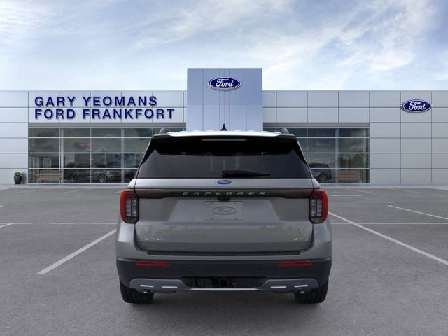 2026 Ford Explorer photo 4