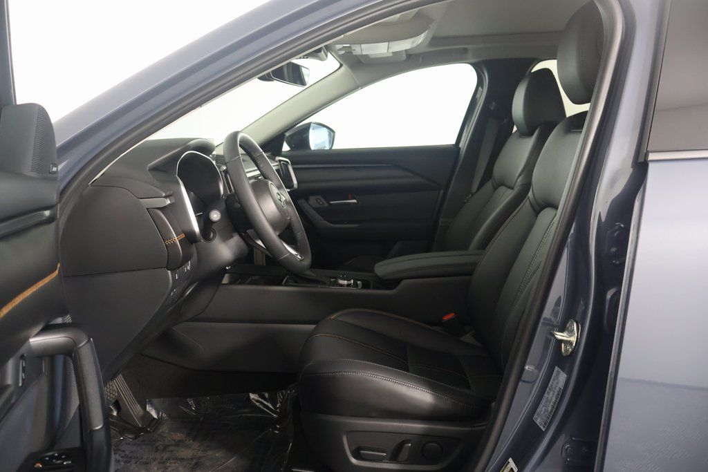 2025 Mazda CX-50 Premium photo 4
