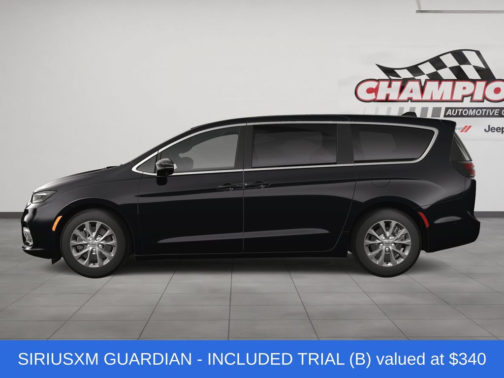 2025 Chrysler Pacifica photo 3