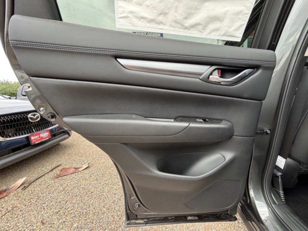 2025 Mazda CX-5 2.5 Select photo 20