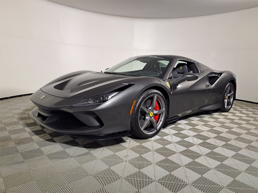 Certified Used 2022 Canna di Fucile Ferrari Base image 13