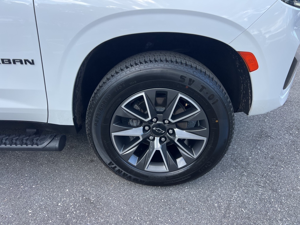 2024 Chevrolet Suburban Z71 photo 4