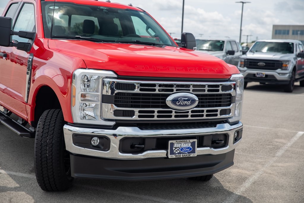 2025 Ford F-350 XLT photo 5