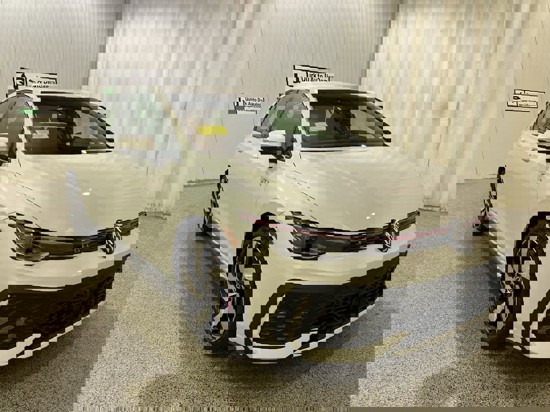 2025 Volkswagen Golf GTI S's photo