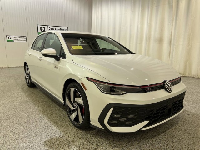 2025 Volkswagen Golf GTI S's photo