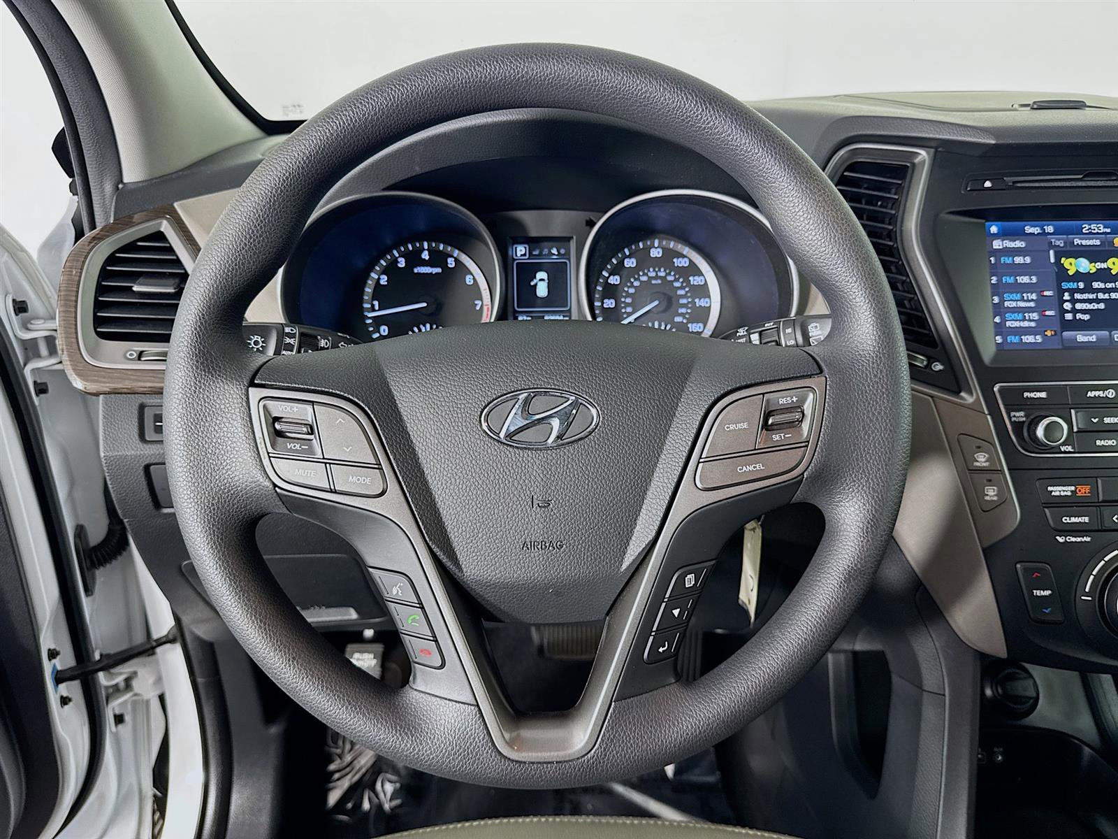 2017 Hyundai Santa Fe Sport Base photo 11