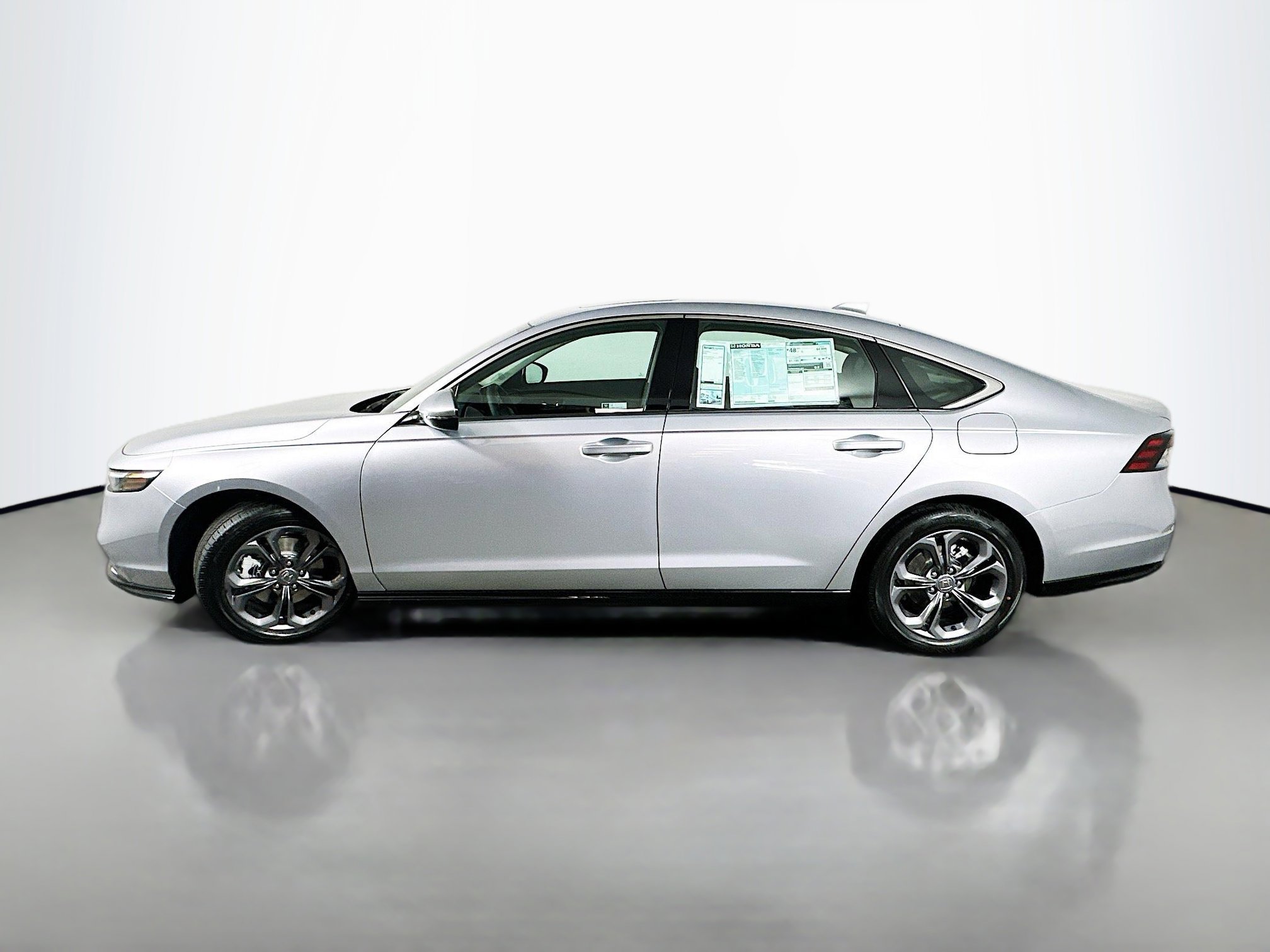 2025 Honda Accord Hybrid EX-L photo 4