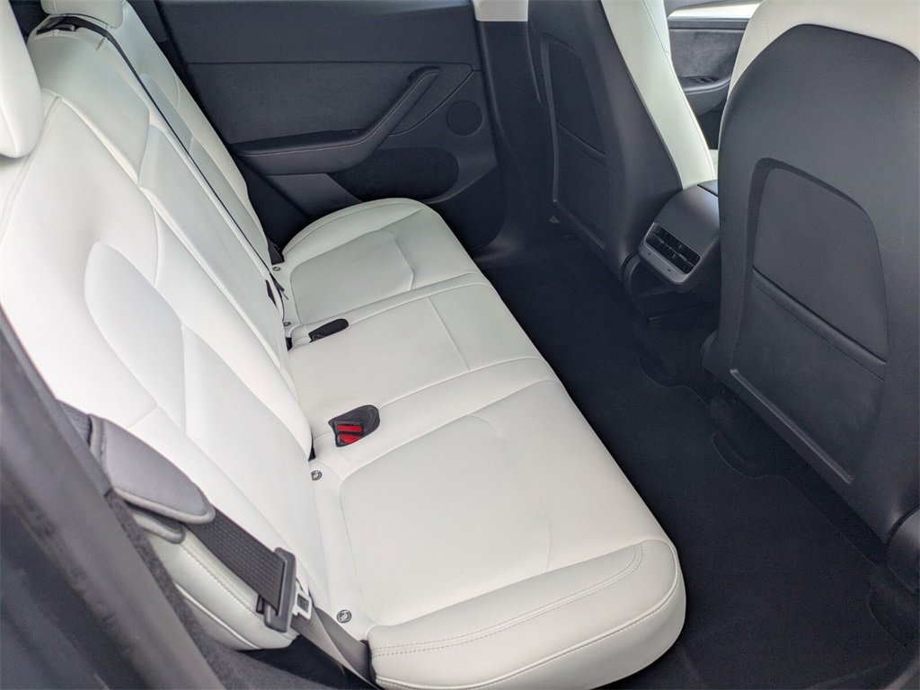 2023 Tesla Model Y Performance photo 24