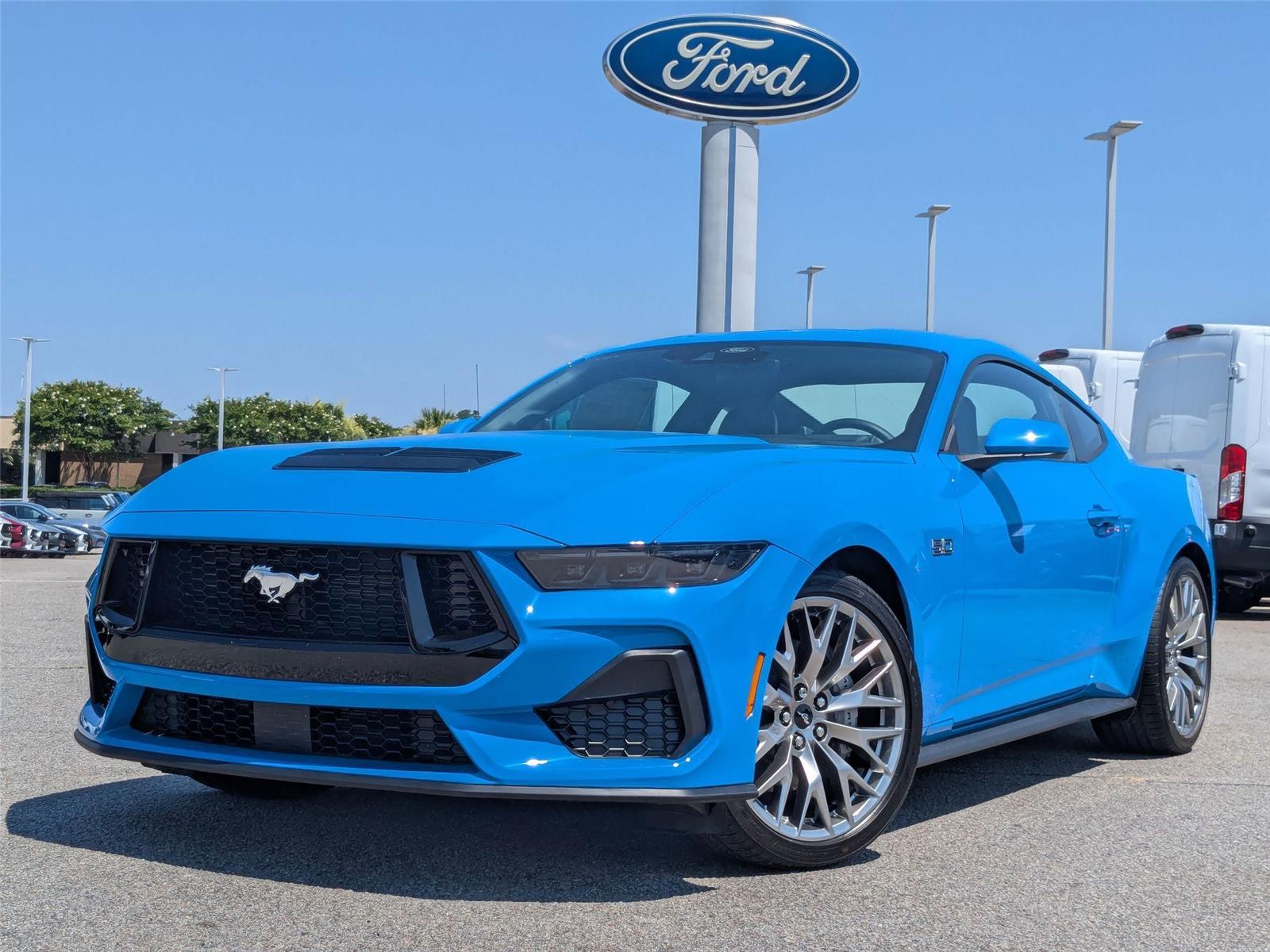 2025 Ford Mustang GT Premium's photo