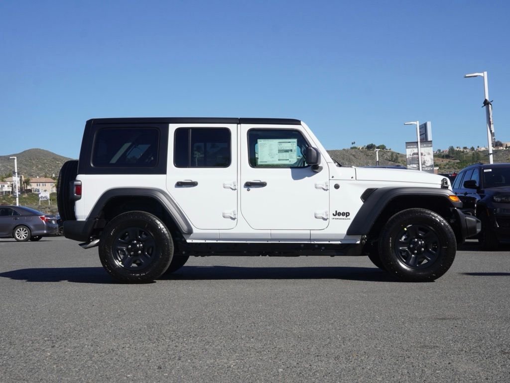 New 2026 Bright White Clear-Coat Exterior Paint Jeep 4-Door Sport S image 2