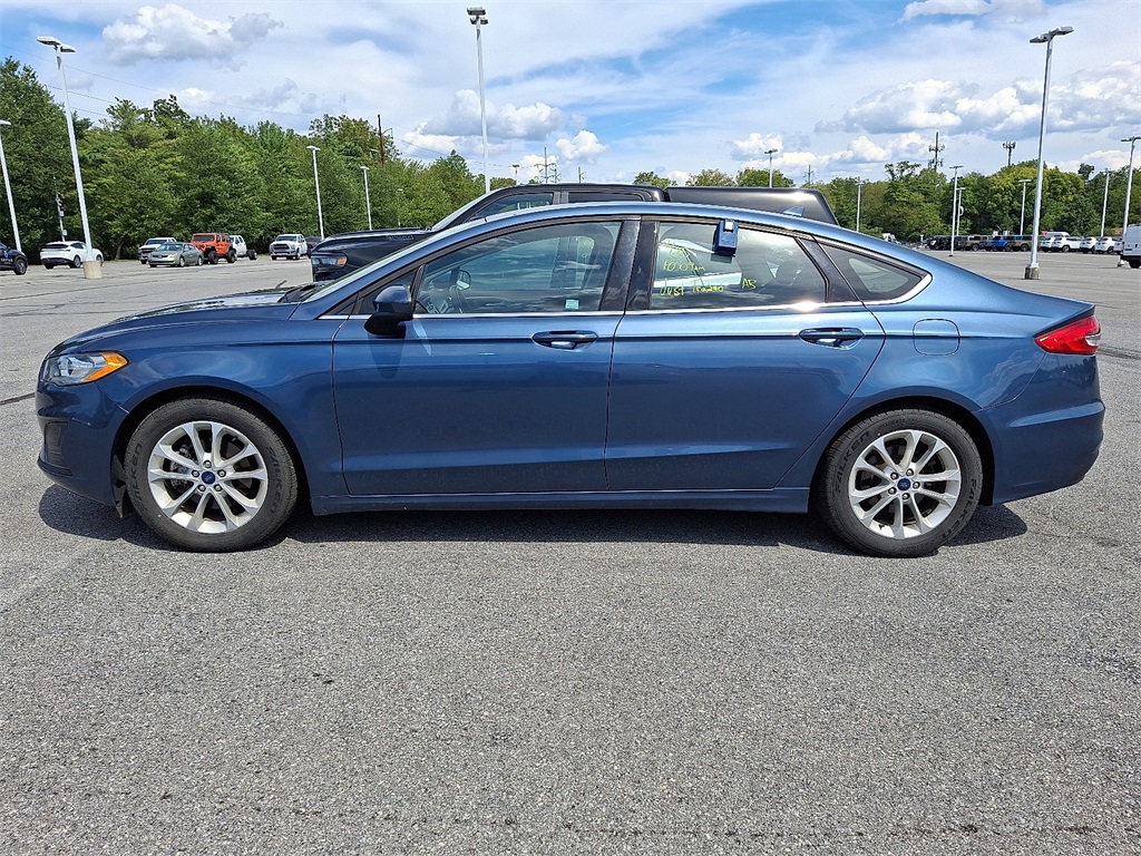2019 Ford Fusion SE photo 4