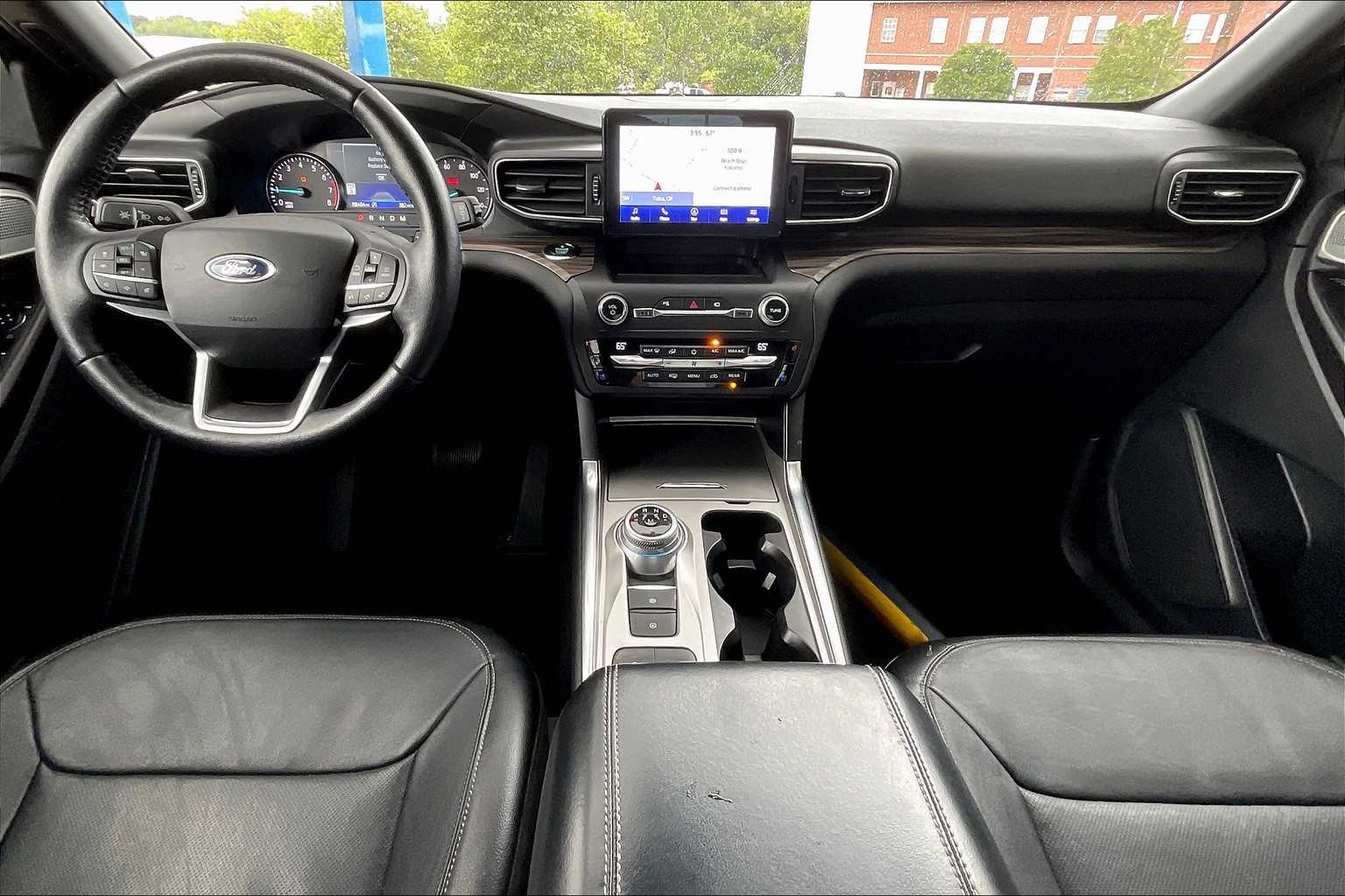 2020 Ford Explorer Limited photo 11