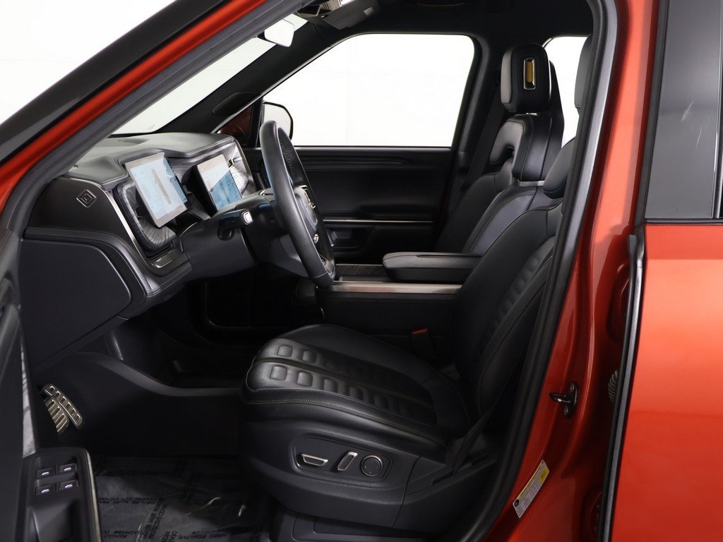 2022 Rivian R1T Adventure photo 20