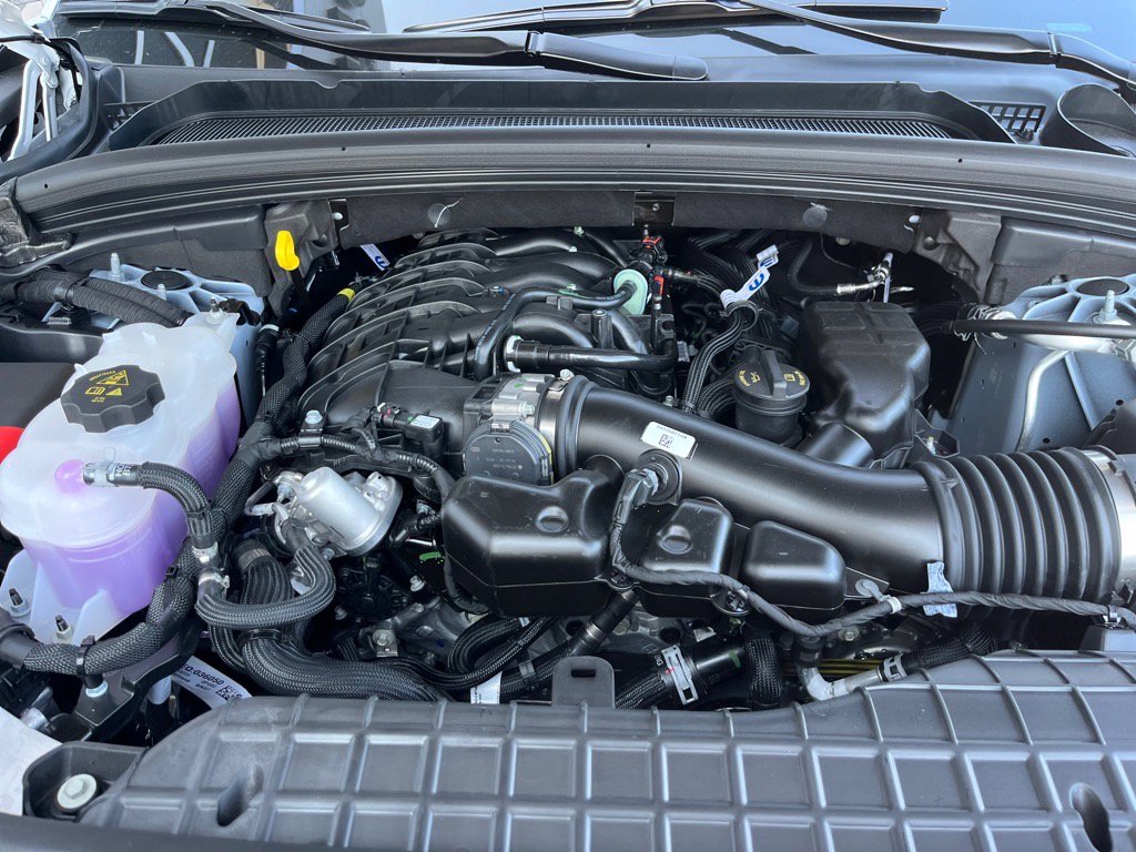 2025 Jeep Grand Cherokee Laredo Altitude photo 27