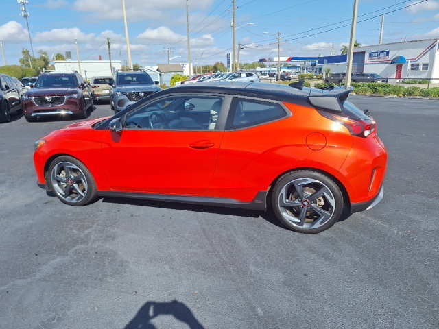 2019 Hyundai Veloster Ultimate's photo