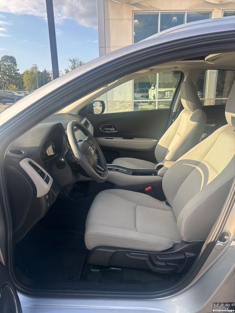 2022 Honda HR-V EX photo 9