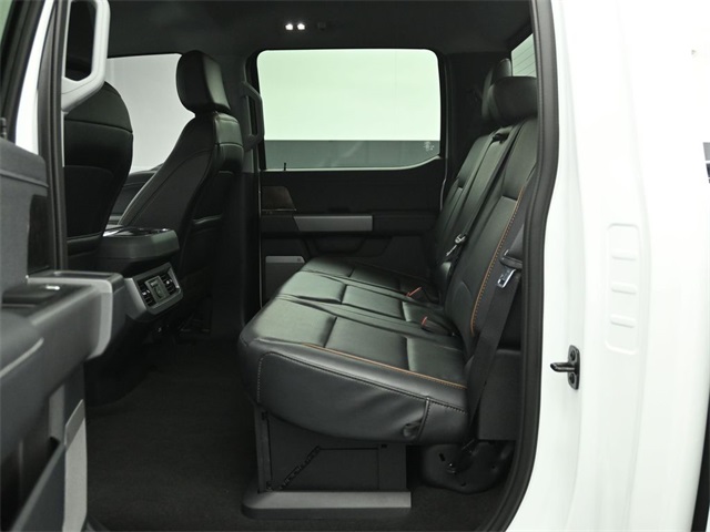 2025 FORD F-250 - Image 20