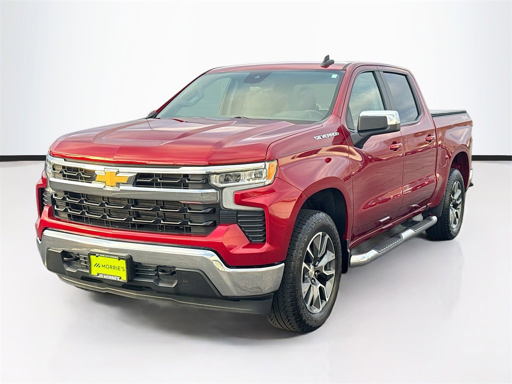 2023 Chevrolet Silverado 1500 LT photo 3