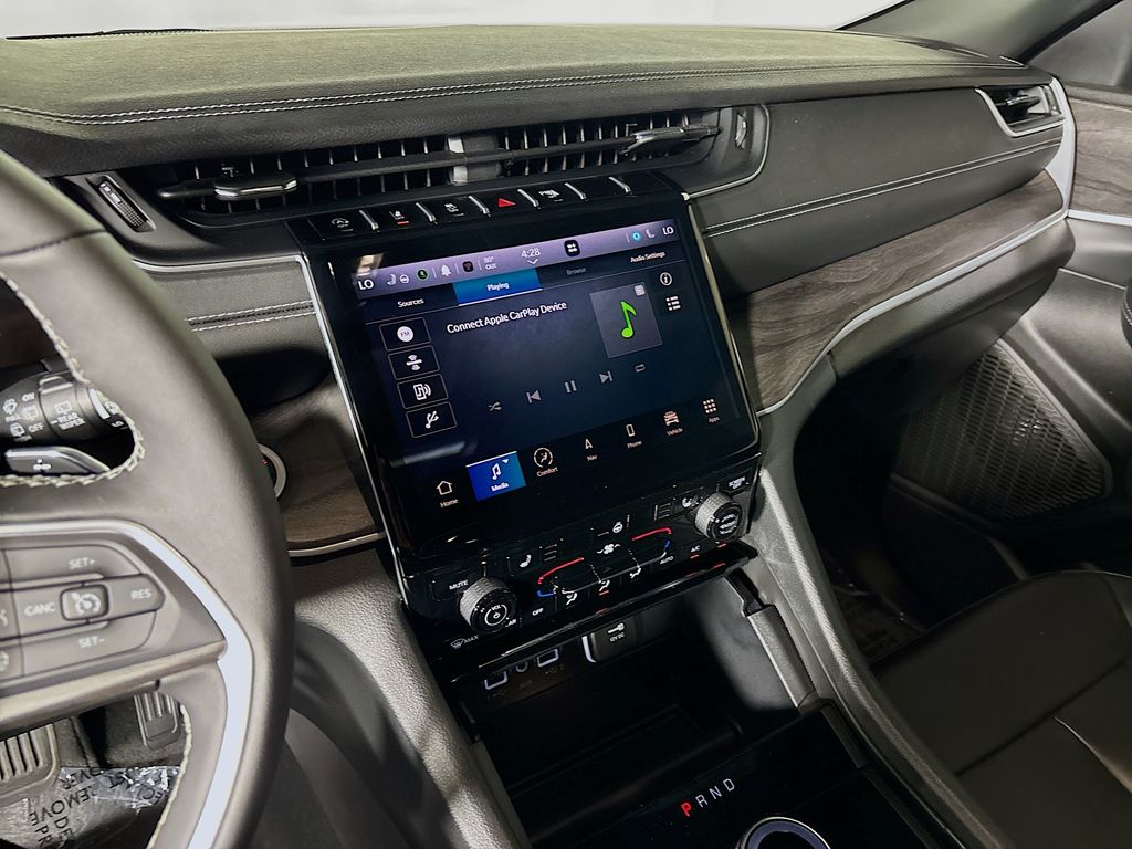 2024 Jeep Grand Cherokee Limited photo 14