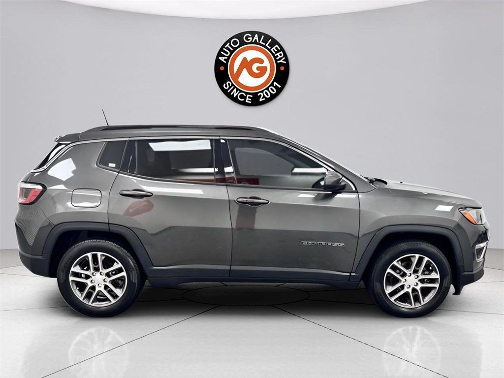 2020 Jeep Compass Latitude photo 8