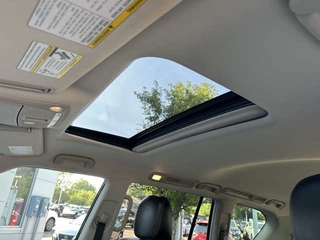2020 Nissan Armada SL photo 11