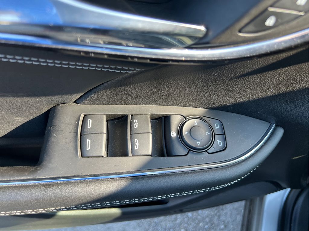 2023 Buick Envision Preferred photo 29
