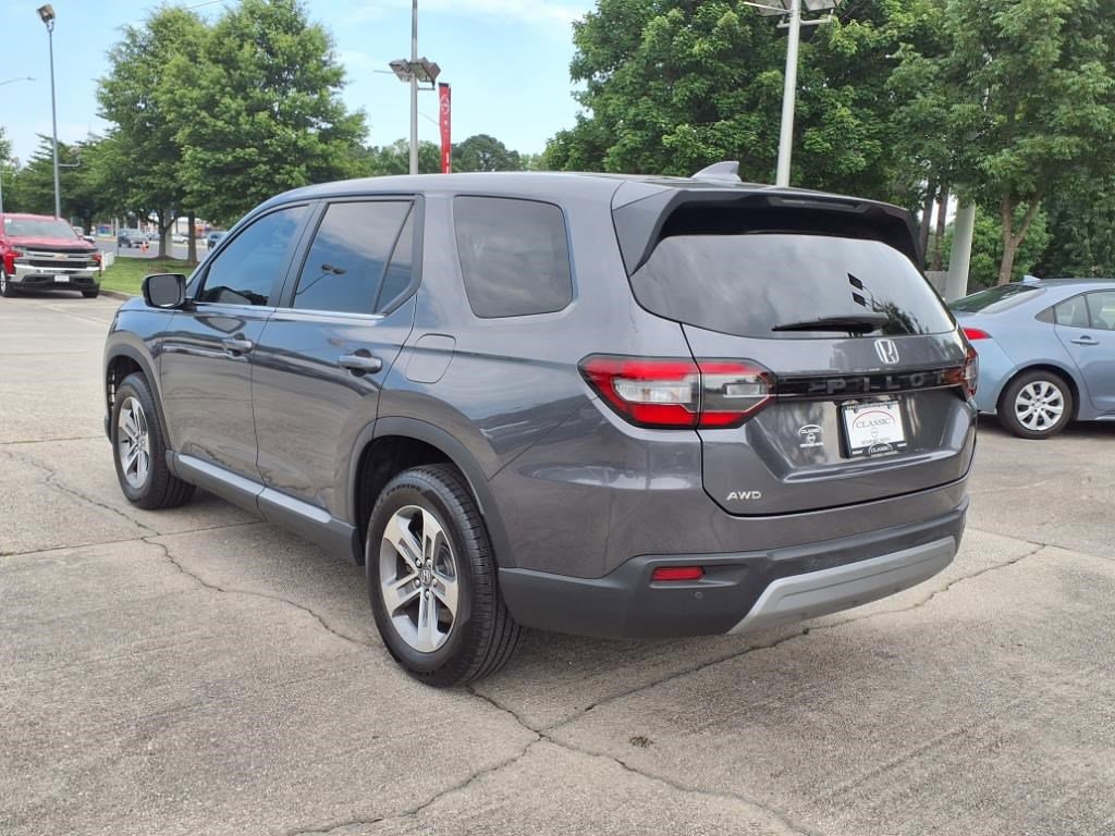 2025 Honda Pilot EX-L photo 5