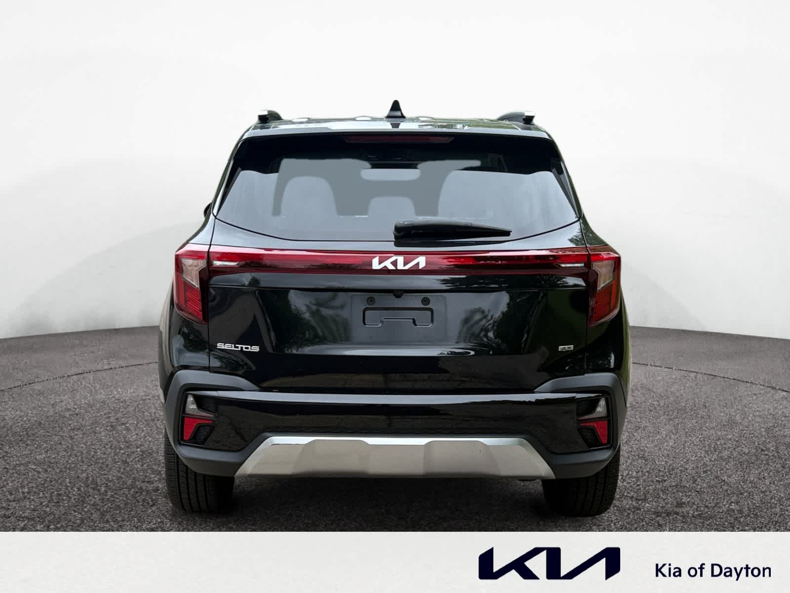 2024 Kia Seltos SX photo 3