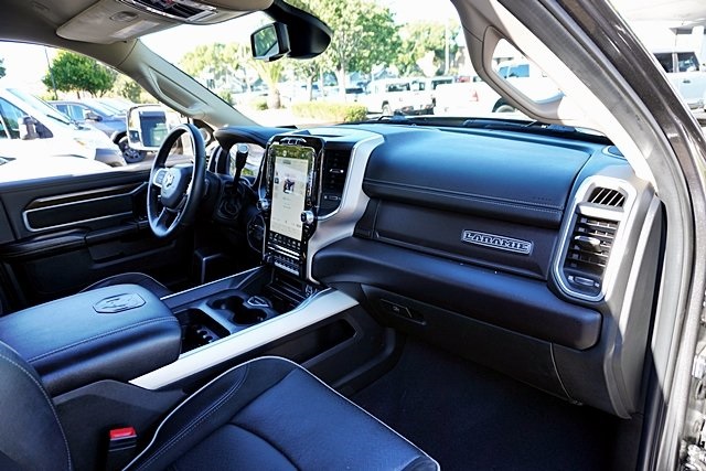 2022 Ram 3500 Laramie photo 12